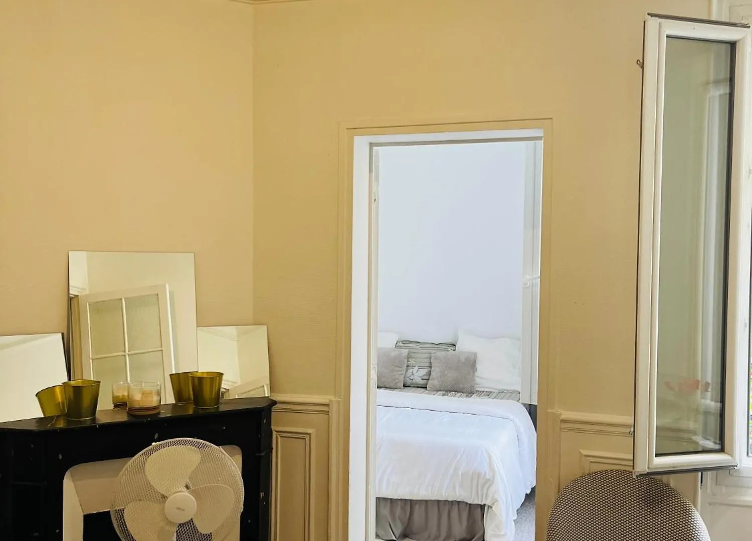 In Montmartre, Paris, Near Sacre-coeur Read Host Profile For Booking *