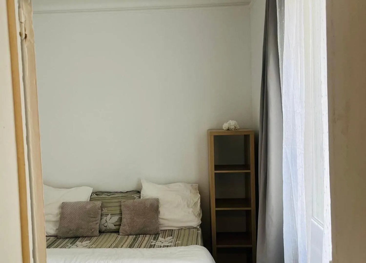 In Montmartre, Paris, Near Sacre-coeur Read Host Profile For Booking Homestay Paris