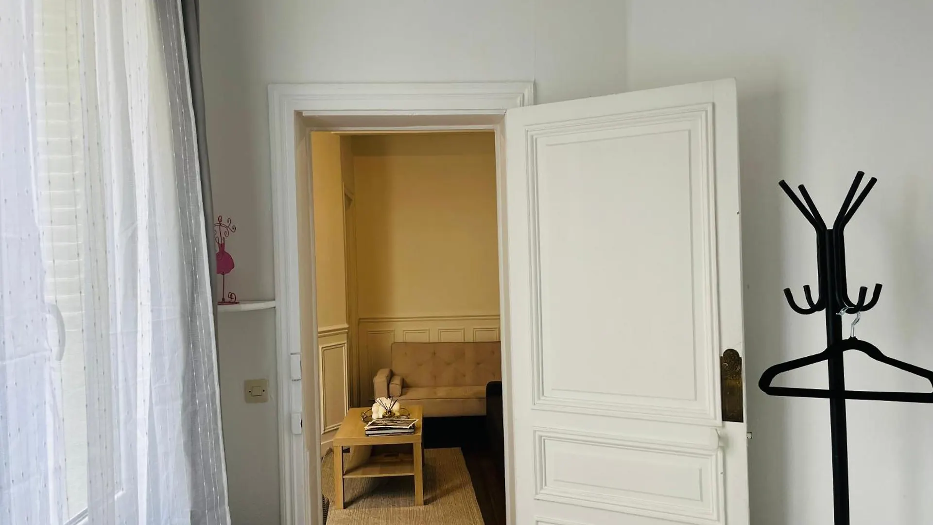 In Montmartre, Paris, Near Sacre-coeur Read Host Profile For Booking Homestay